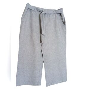 Liz Claiborne Capri Linen Blend Size Medium Pin Stripe